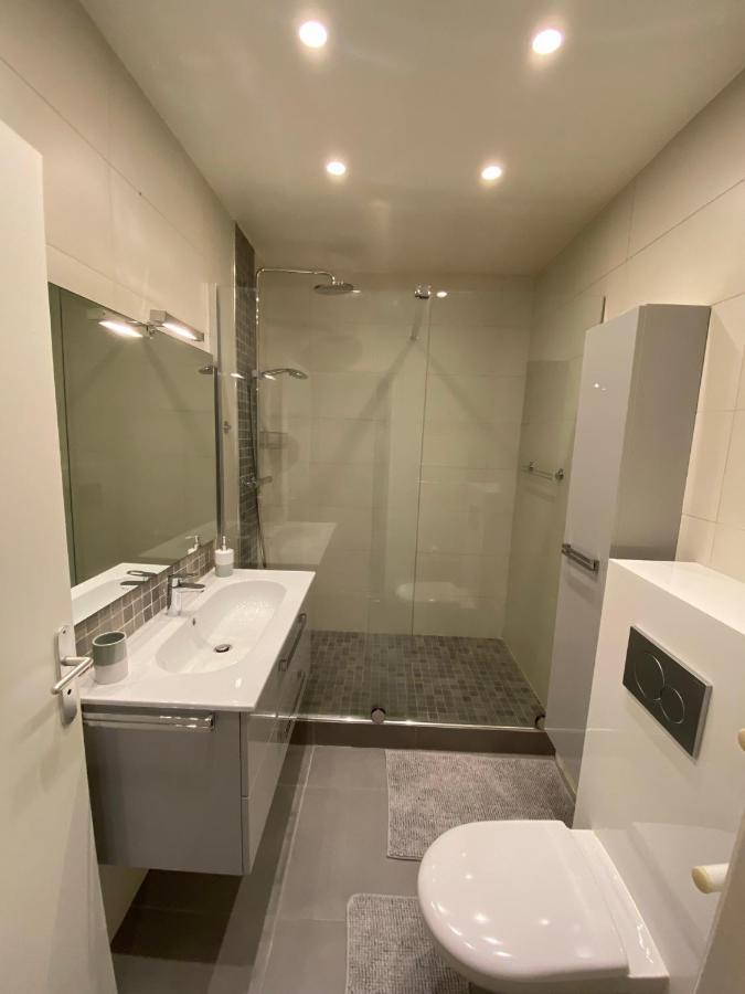 מאני-לה-אמו Appartement 2 Pieces De 44M² En Centre Ville מראה חיצוני תמונה